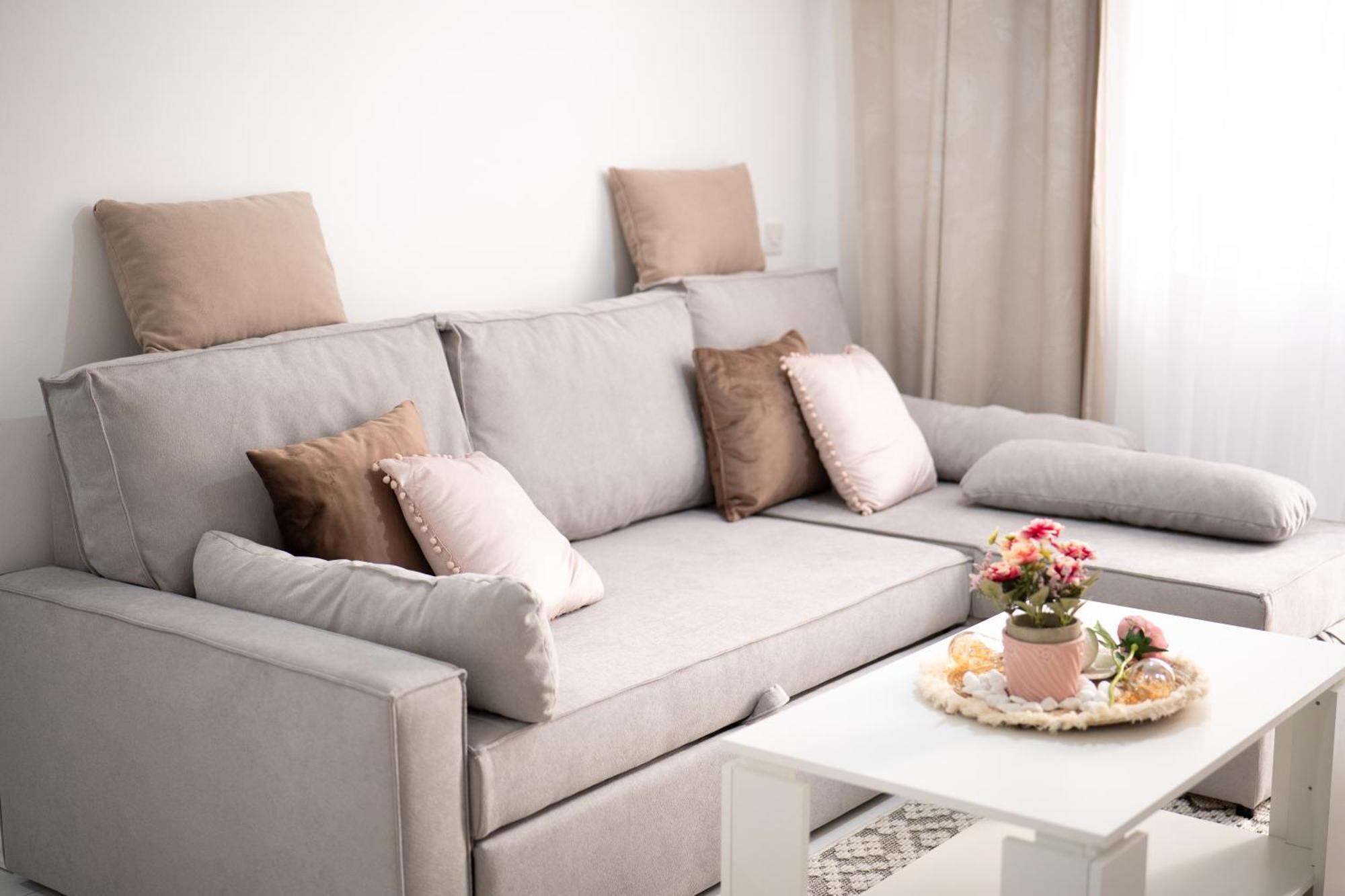 Grandeur Home Apartment Mostar - Free Parking Buitenkant foto