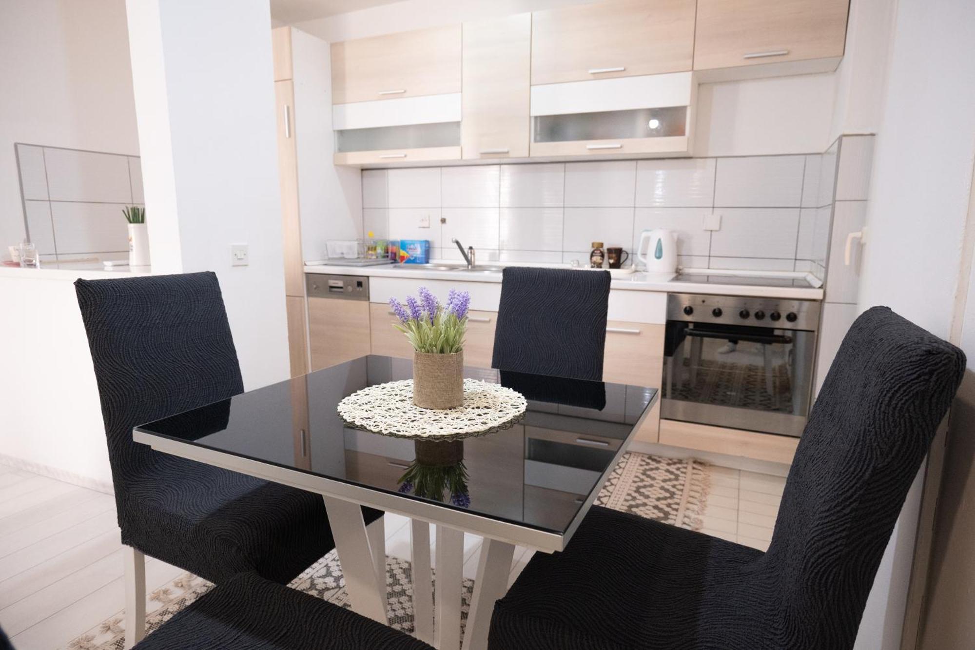 Grandeur Home Apartment Mostar - Free Parking Buitenkant foto